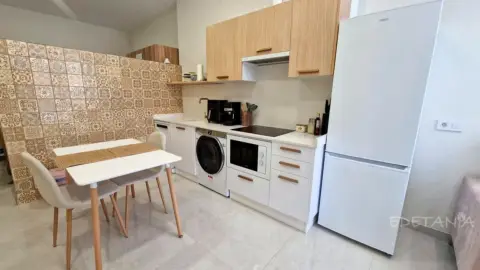 Estudio en Carrer de Sant Vicent Ferrer