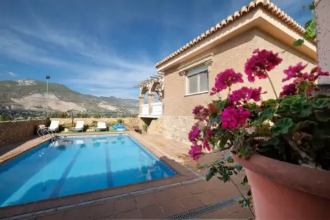 Casa en Camino Viejo de Motril