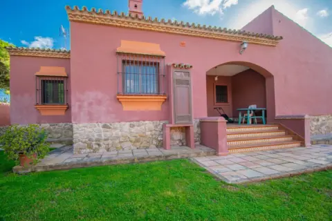 Chalet en Camino de la Mansonia