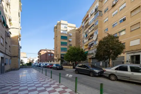 Piso – Granada Capital