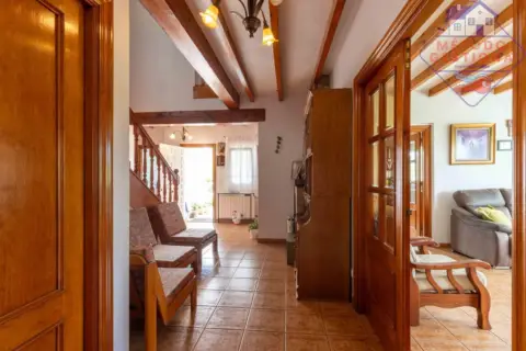 Casa en Barrio del Arroyo, 2