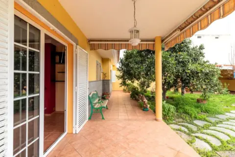 Casa en calle de los Eucaliptos