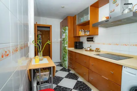 Piso en Casines