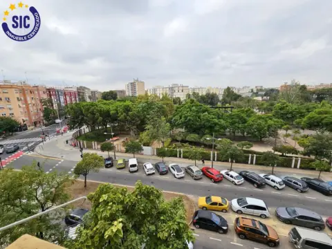 Piso en Carrer del Archiduque Carlos