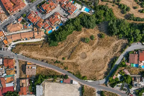 Terreno en calle de Cuesta de Viznar