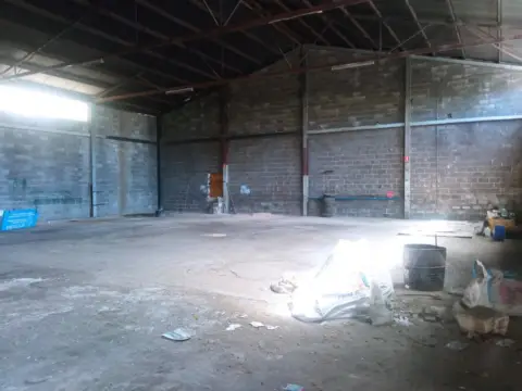 Nave industrial en 03801
