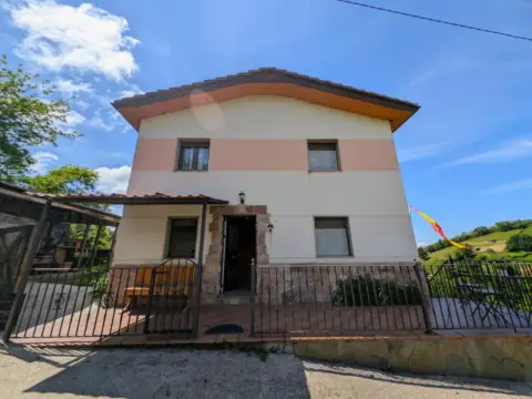 Chalet en calle Campomojado