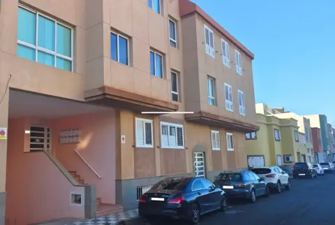 Piso en calle Almirante Pastor Tomasety