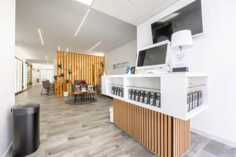 Local comercial en calle de Almería, 2