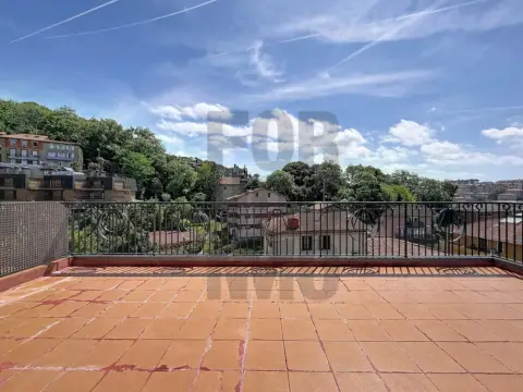 Casa pareada en calle de Rodil