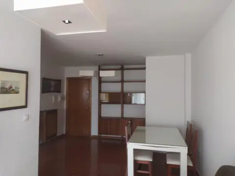 Piso en Alhamar