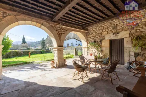 Casa en Cabuérniga  Valle De