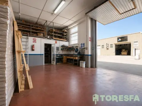 Nave industrial en Ametlla del Vallès, L