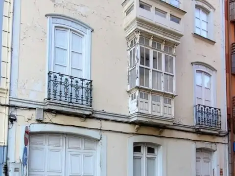 Casa en calle de Ramón González