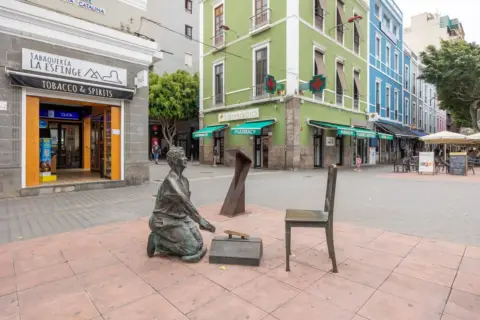 Apartamento en calle de Nicolás Estévanez, 8