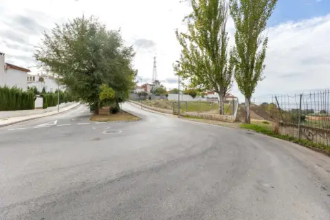 Terreno en Monteluz