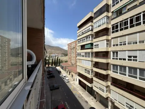 Piso en Alameda San Antón