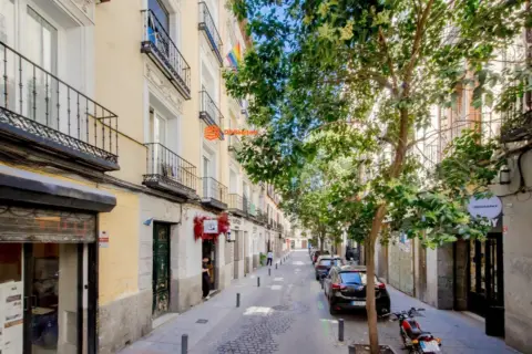 Piso en calle de Pelayo, 8