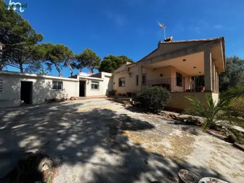 Chalet en calle Mont-Aspre, 28