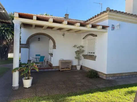Chalet en calle Colibrí