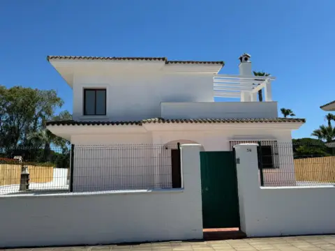 Chalet en Las Lomas de Sancti Petri