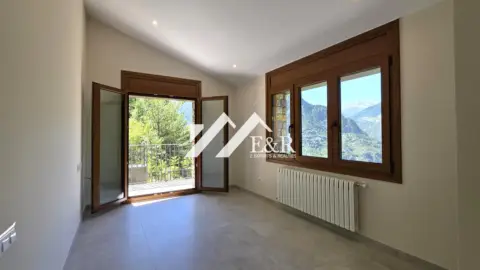 4-bedroom chalet for sale in Aixirivall, Sant Julià de Lòria · 35 of 60