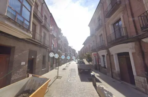 Piso en calle de Simón Ruiz, 12