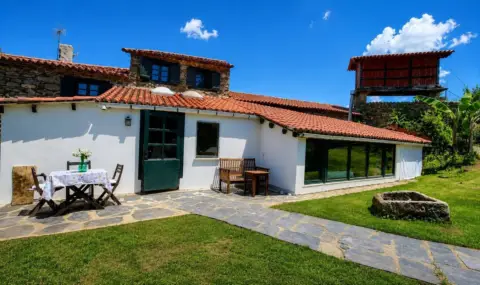 Casa rústica en calle Trasanquelos