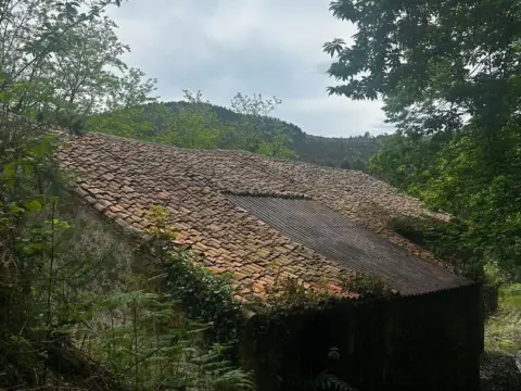 Finca rústica en Costa Vasca