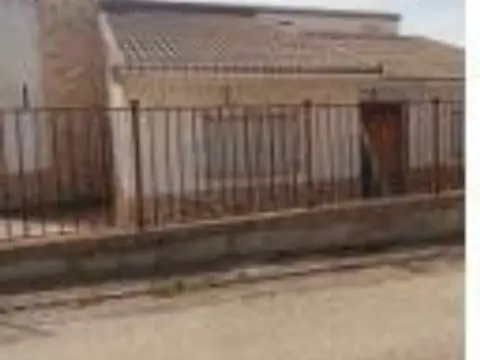 Casa en calle Salitrería, 67