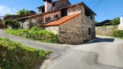 Casa rústica en calle Trasanquelos