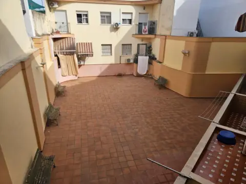 Piso en El Arenal - La Pólvora