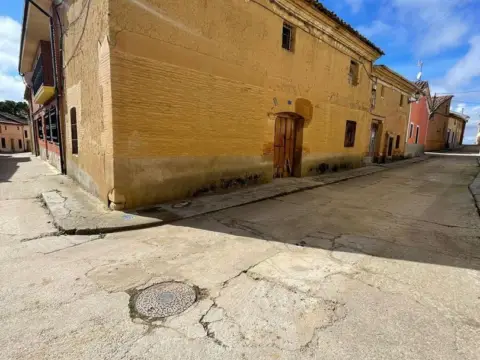Casa pareada en calle Zamora, 13