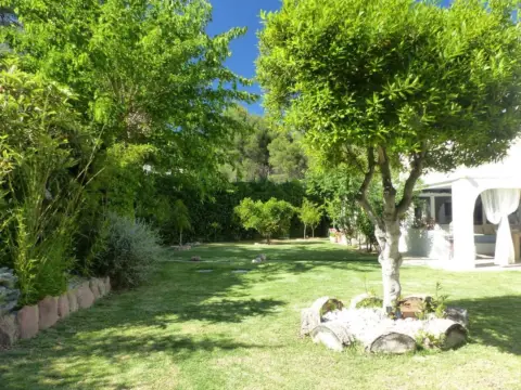 Chalet en Monteamor - La Carrasca - El Peucal
