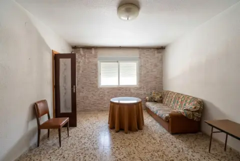 Casa en calle Orfeon F Caball
