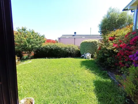 Casa pareada en Larrabasterra