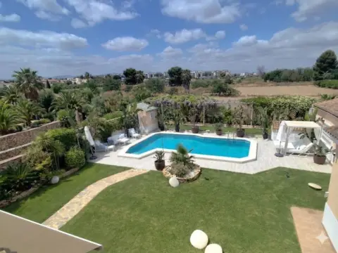 Chalet en Avenida Juan XXIII