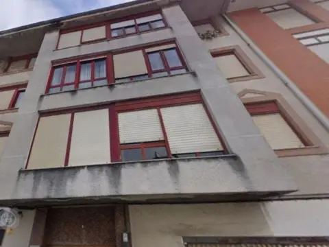 Piso en calle de la Ría de Solía, 12