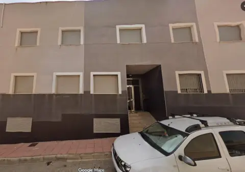 Piso en calle de la Generalitat de Cataluña