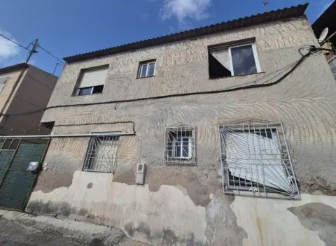 Piso en Avenida del Río Segura, 13
