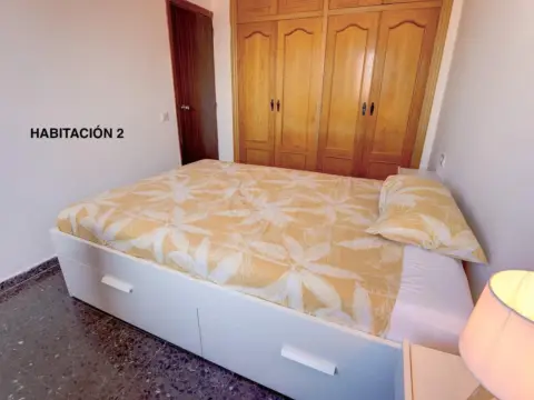 Habitación en calle de Nicolau de Monsoriú