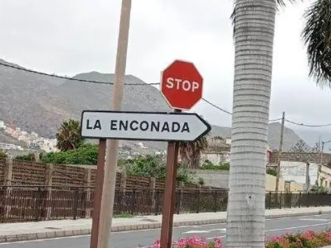 Piso en Urbanización La Enconada