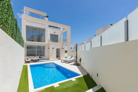 Chalet en Carrer Cabo de Palos