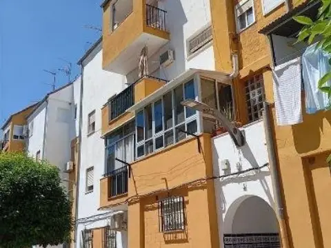 Piso en calle Nueva Andalucia