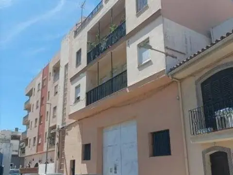 Piso en calle Isaac Albeniz, 1