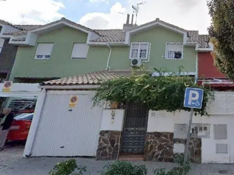 Casa pareada en calle de Río Guadiana, 42