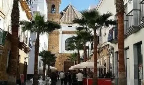 Piso en calle Suárez de Salazar