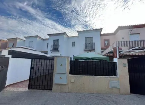 Piso en calle Gloria Fuertes, 20