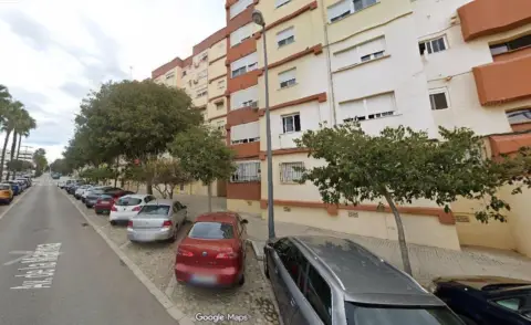 Piso en Avenida de la Marina, 2