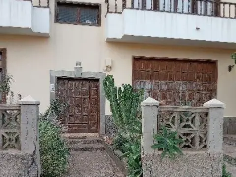 Piso en calle El Cruce, 1